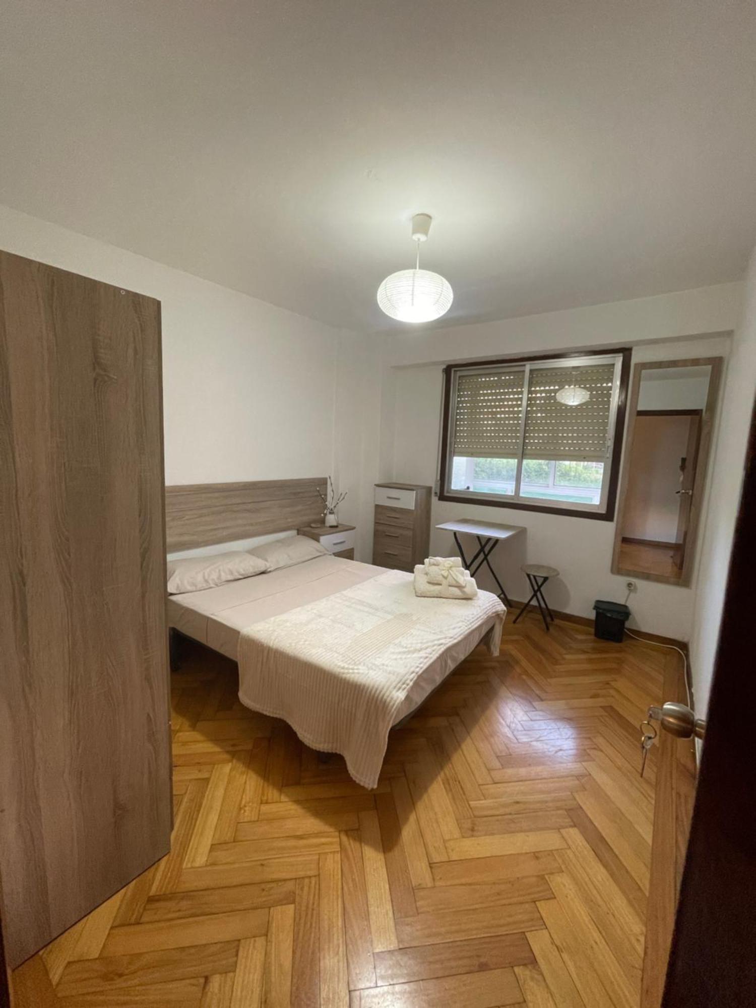 Disfruta De Exclusiva Habitacion Privada, A 5 Minutos De La Playa 比戈 外观 照片